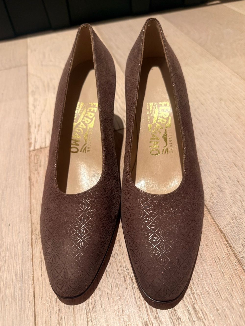 Vintage Salvatore Ferragamo Brown Laser-Etched Suede Almond Toe Block Heel 7.5